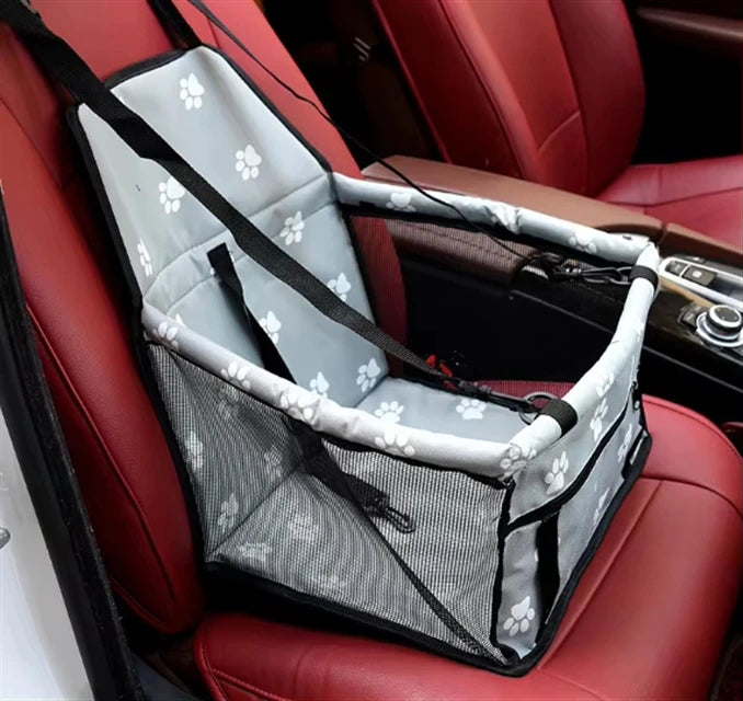 Dog Car Booster Seat – Eco-Friendly Oxford with Safety Leash & Zipper Pocket
